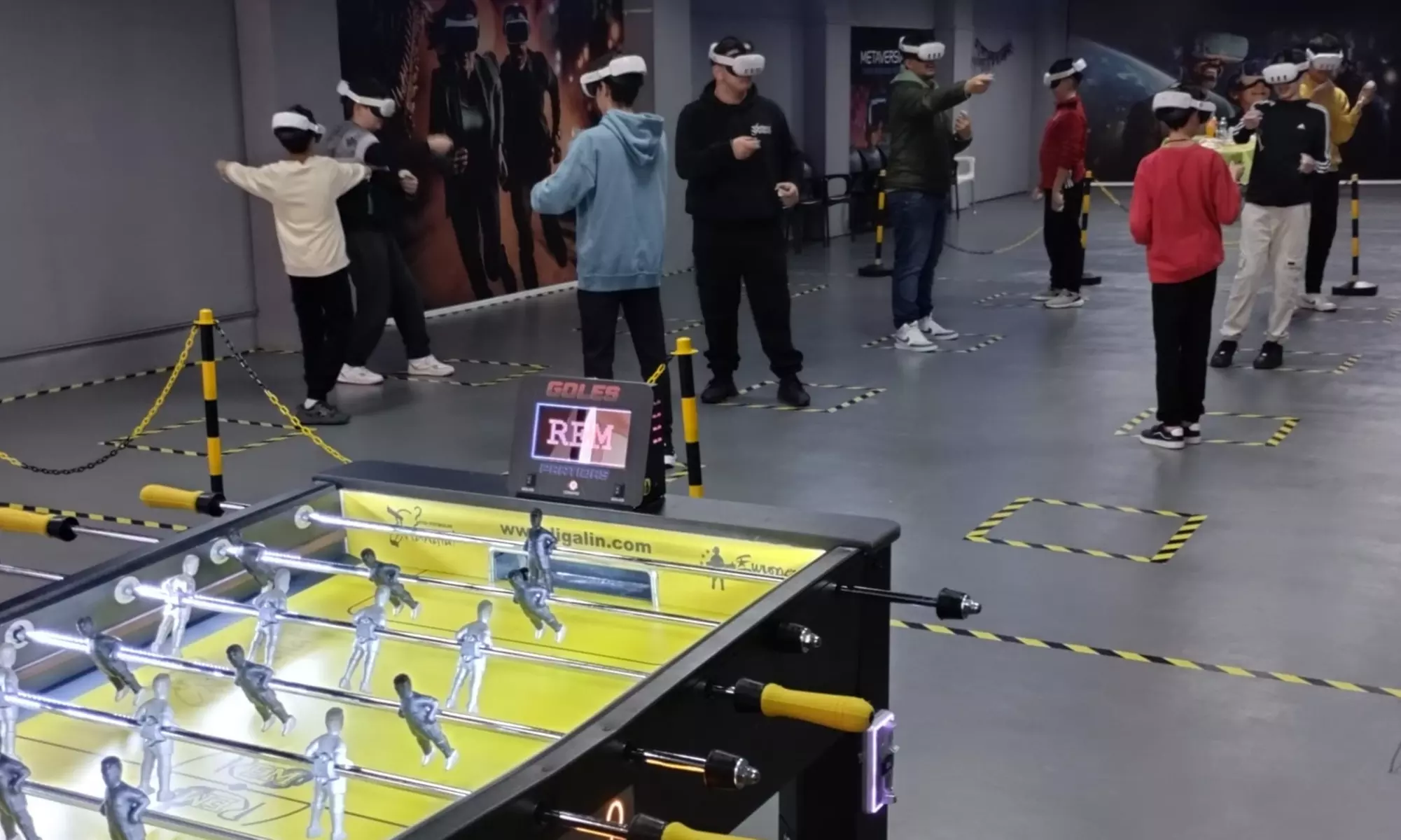 30 o 60 minutos de realidad virtual y bebida para 2 o 4 personas