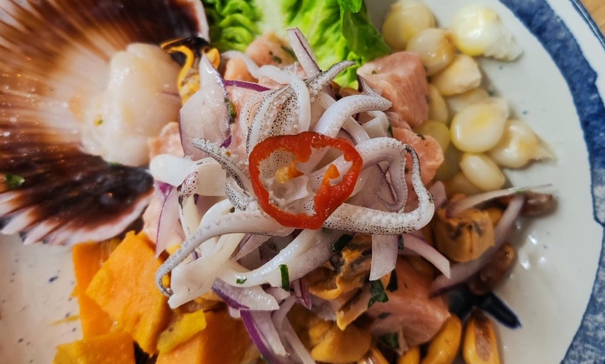 Image 4: Menú de 3 platos con bebida por persona para 2 o 4 personas
