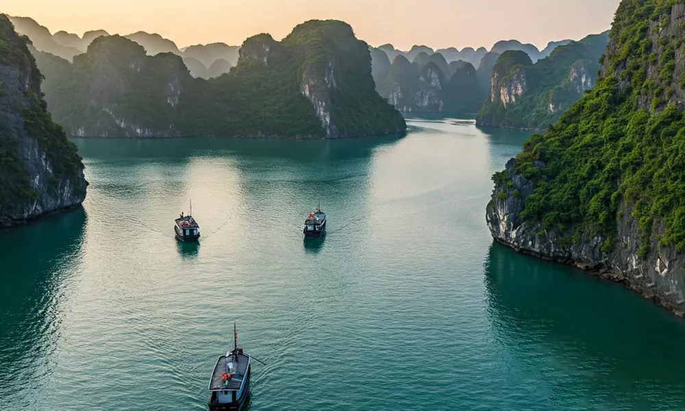 Get Up to $1,000 Gift Card: Explore Vietnam & Southeast Asia