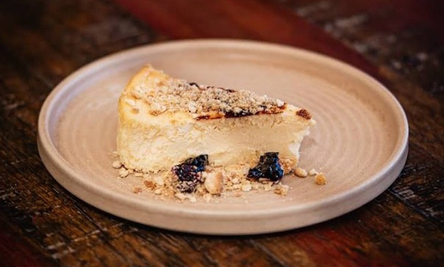 Image 15: Menú CalaBlava con entrantes, principales o arroz, postres y bebidas