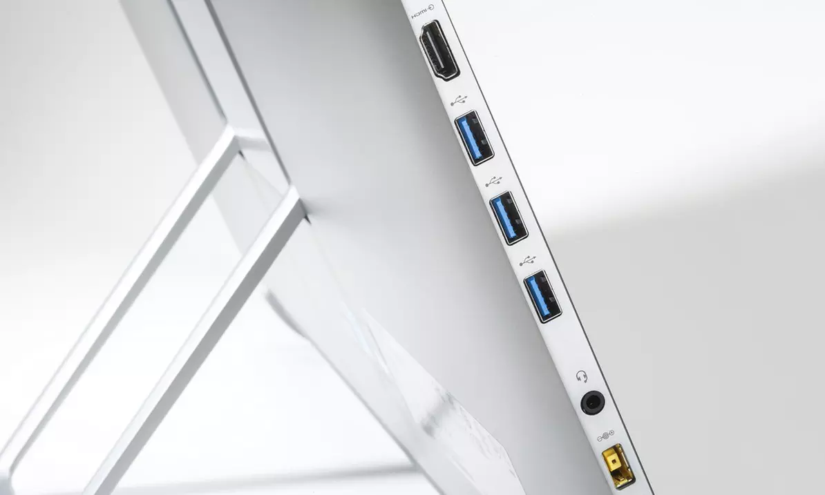 Lenovo IdeaCentre Horizon 2 Touchscreen 27" Tabletop Computer with Intel Core i5-4210U Processor and 8GB RAM - Second Medium