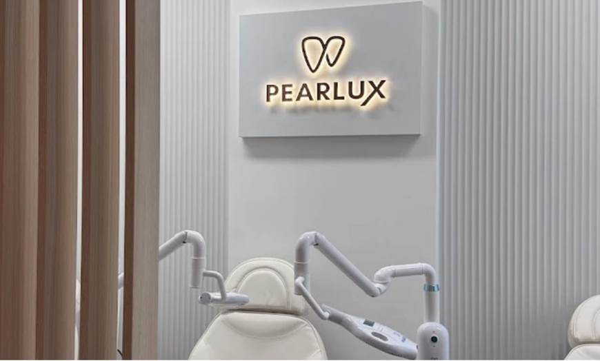 Image 3: 40 oder 60 Min. Kosmetisches Zahnbleaching für 1 Person