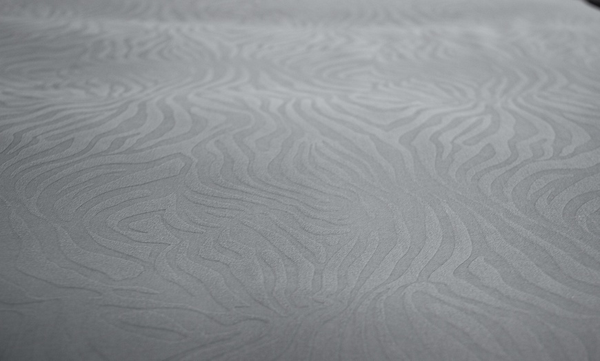 Image 7: Hotel-Style Duvet Cover Set 