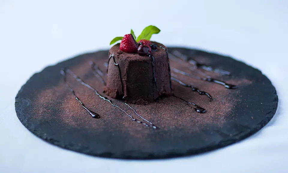 3-daniowa uczta dla dwojga w rustykalnym klimacie