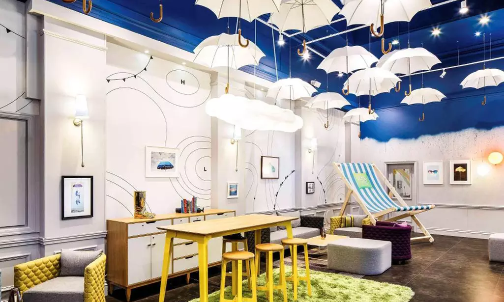 Manchester: Standard Double Room with Breakfast