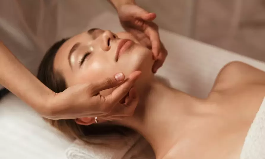 Offre détente : massage, gommage et soin visage