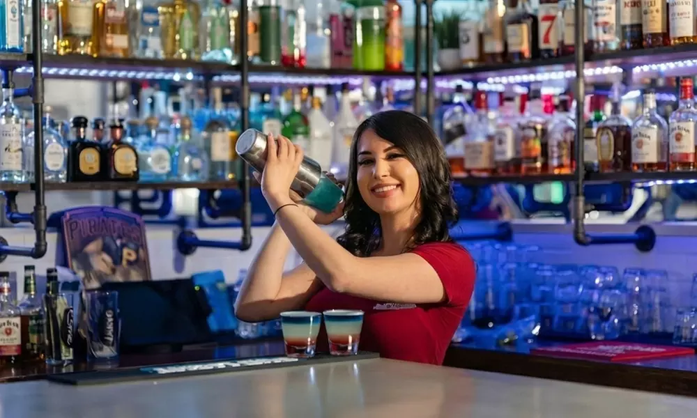 Dining Credits for Street-Style Bites