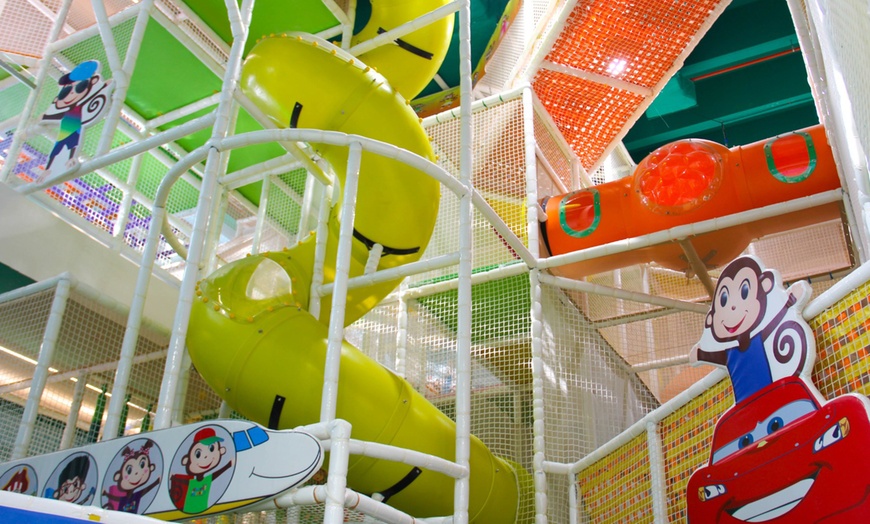 Image 3: Mega Play / Play & Dine Combo: 2 Hours of Soft Play w/ Meal or Popcorn