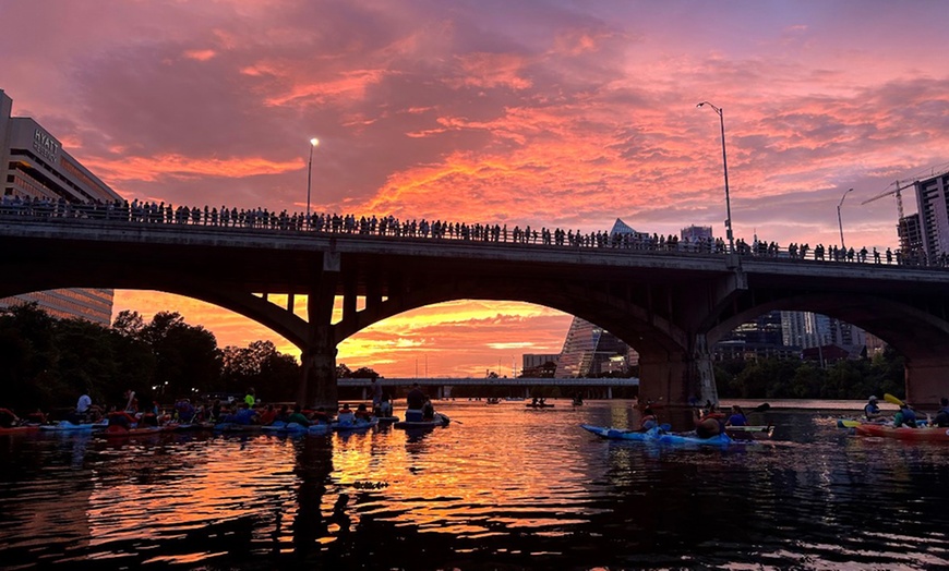Image 8: Explore Lady Bird Lake with 2-Hour Paddleboard Rental for 1, 2 or 4