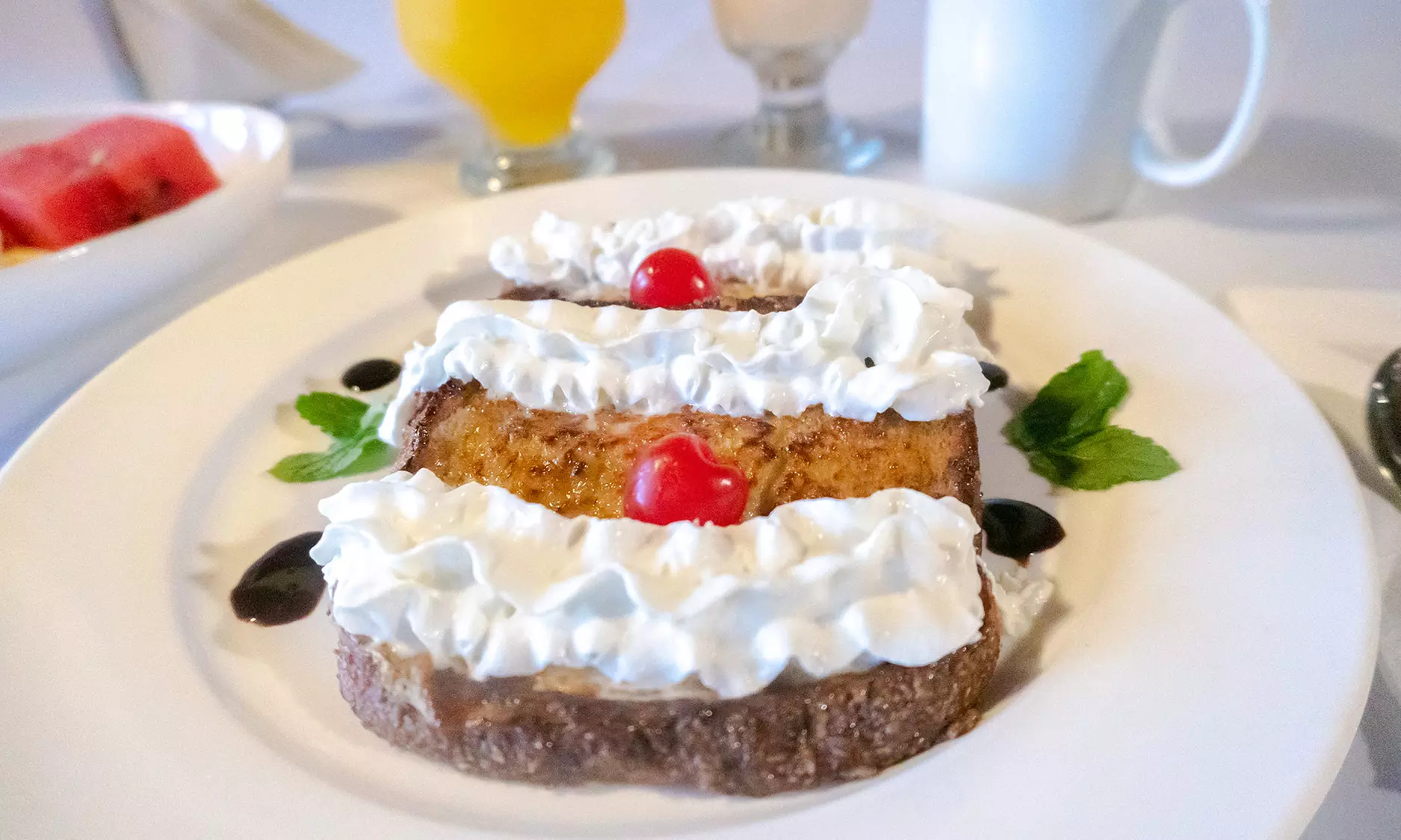 ✈ 7-Night Costa Rica Volcano and Beach Trip with Air & Car Rental