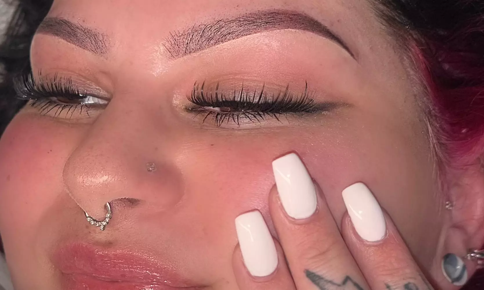 Enhance Your Look: One Ombré Powder Brows or Microshading Session