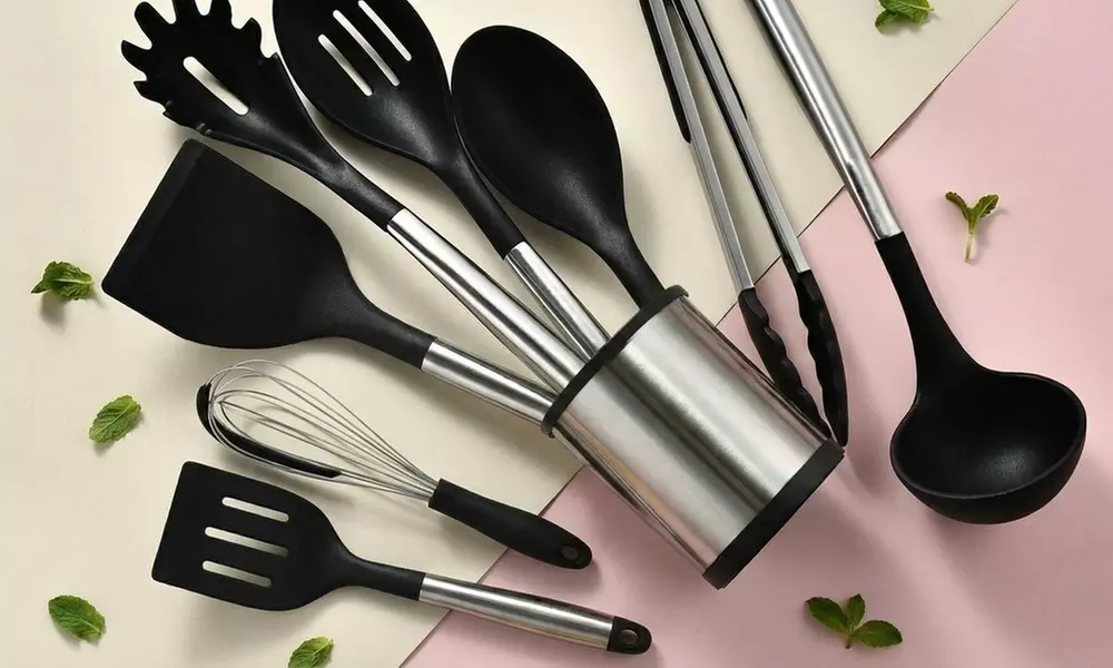 Set de 12 ustensiles de cuisine en silicone avec support