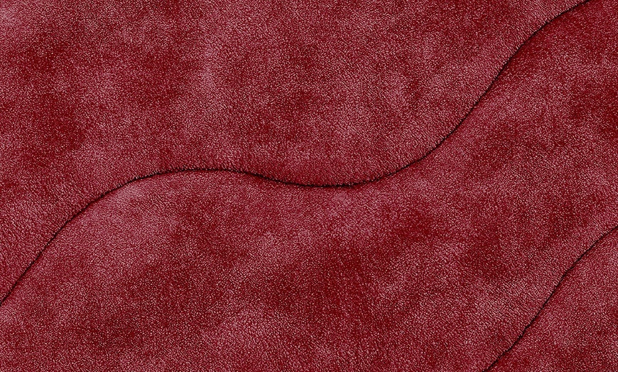 Image 6: Premium Winter Quilt: Soft, Hypoallergenic and Luxurious Comfort