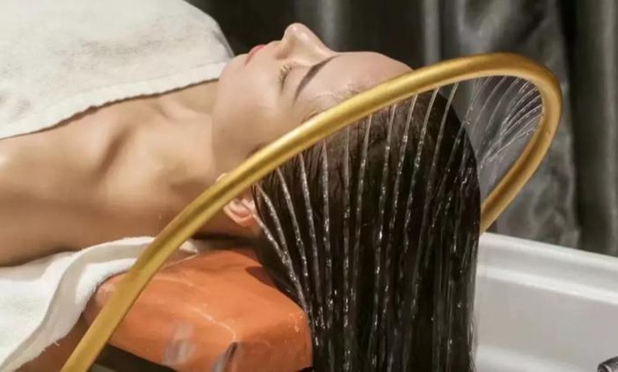 Image 1: Choice of 45-Min Head Spa, Neck Massage, Hand Care and Hydrating Mask