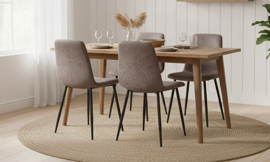 Image 7: Set di 4 sedie Tia in similpelle