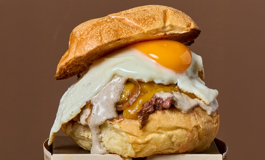 Image 10: Menú de burgers a elegir con bebida, entrante y postre opcionales