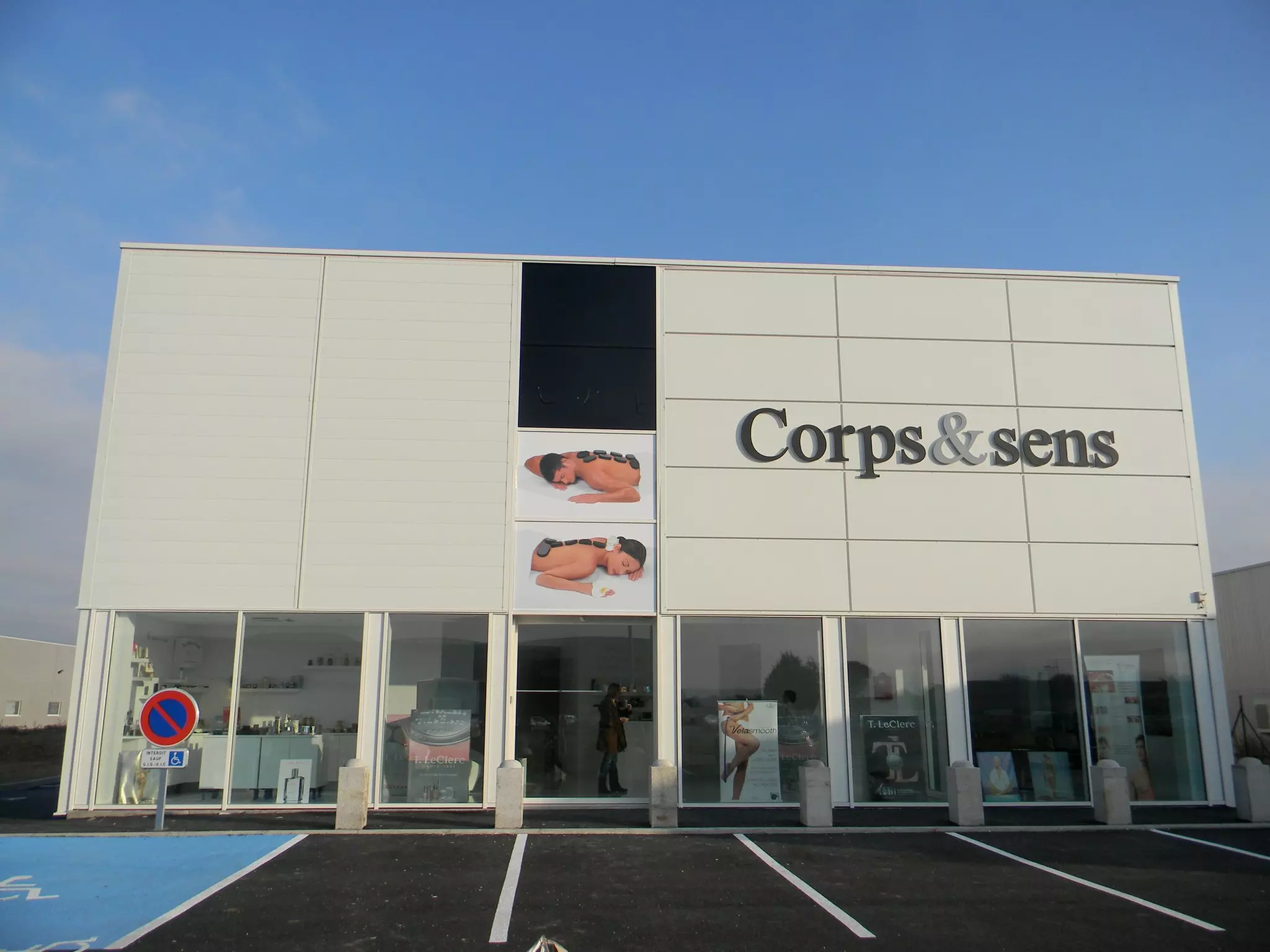 Corps et Sens : accès sauna, hammam, gommage et massage au choix