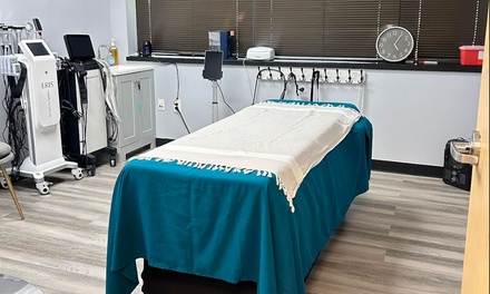 60-Minute Signature Custom Full Body Massage with Hot Towel - RTB Spa