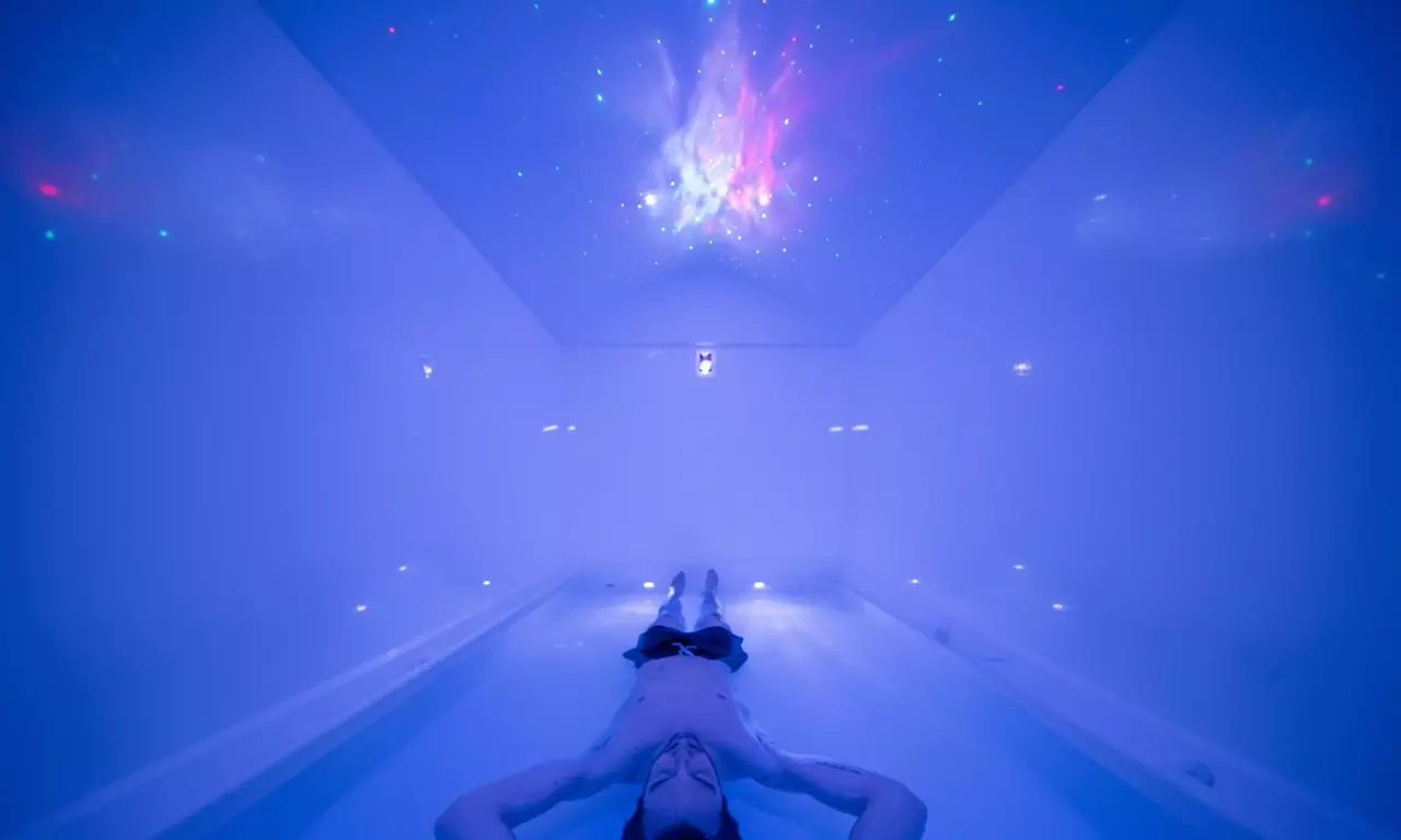 Headspa & Flottaison : rituel bien-être en apesanteur, seul ou à deux