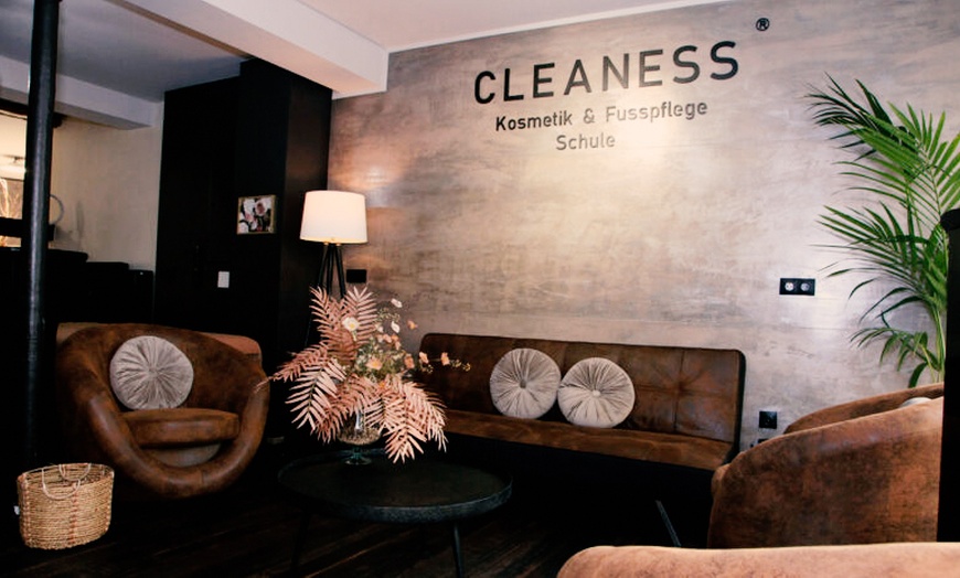 Image 3: 30, 60 oder 90 Min. kosmetisches Zahn-Bleaching für 1 Person