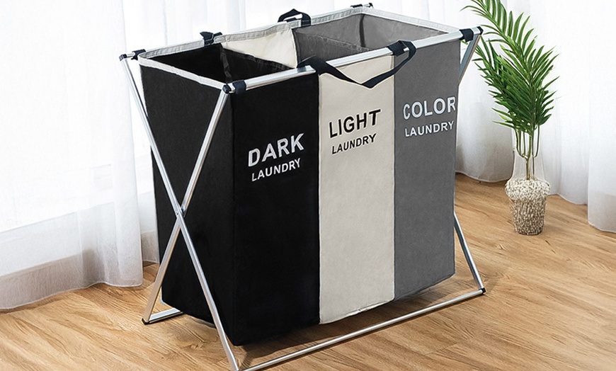 Image 3: 145L Foldable Three-Section Laundry Basket