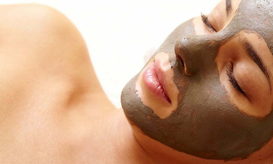 Image 2: Ayurvedisches Facial: Beauty- und Wellness-Zeremonie nach Wahl