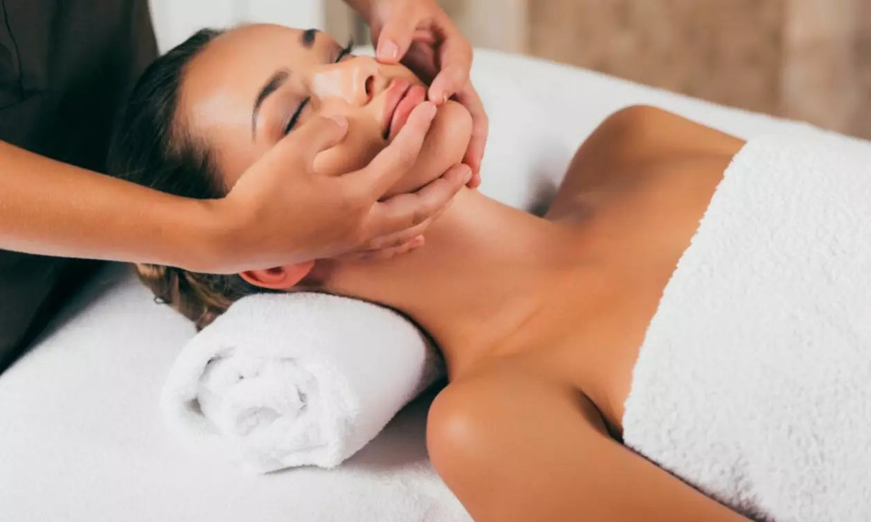 Soin du visage "coup d'éclat" ou Kobido, option madérothérapie