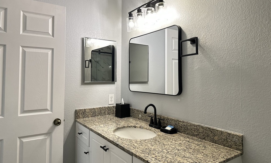 Image 12: Family Suites Hotel in Orlando near Theme Parks with Shuttle & Pool