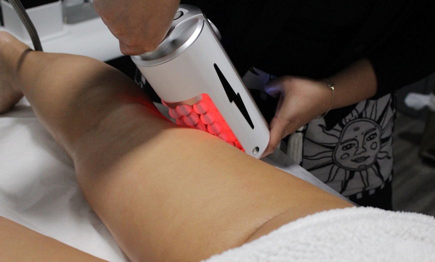Image 2: Revitalize with 45min and 60 min Endosphere Body Session