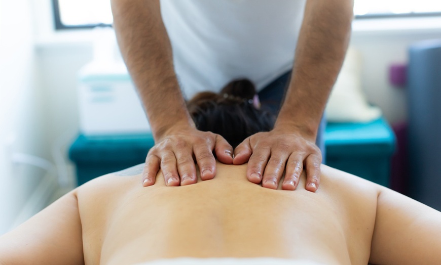 Image 7: 60 or 90 Minute Deep Tissue Massages + Hot towels