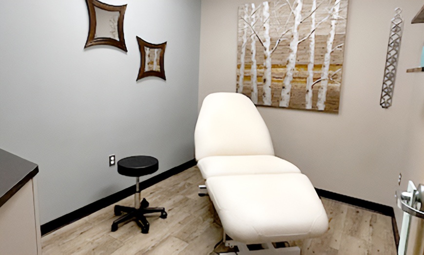 Image 2: Up to 57% Off on Eyelash Extensions at Mesan Wellness