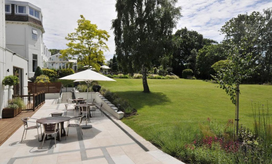 Image 17: Murder Mystery Event in Bromley: Breakfast Dinner Murder Mystery Event