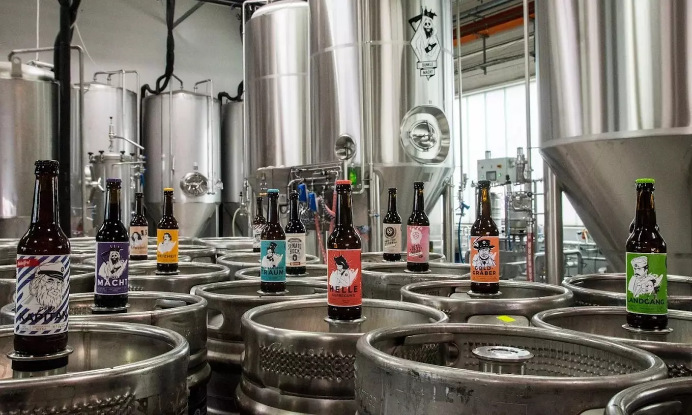 Für Bierliebhaber: Brauereiführung mit Bier-Tasting & Snack