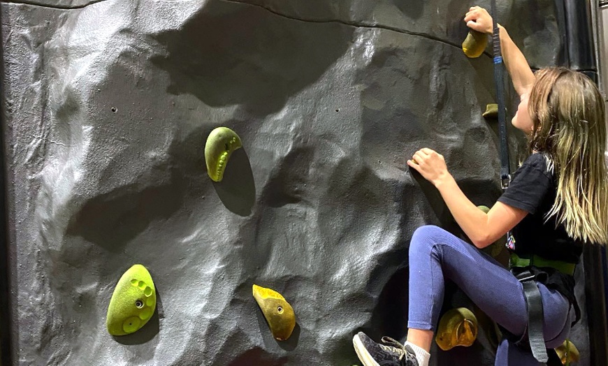 Image 8: Enjoy a Fun-Filled 1 Hour and 15 Mins Climbing Experience
