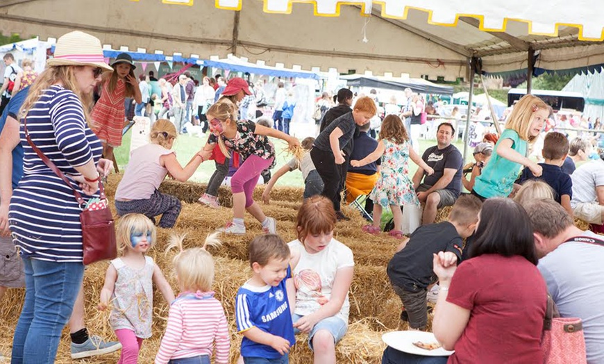 Image 9: Bakewell Baking Festival