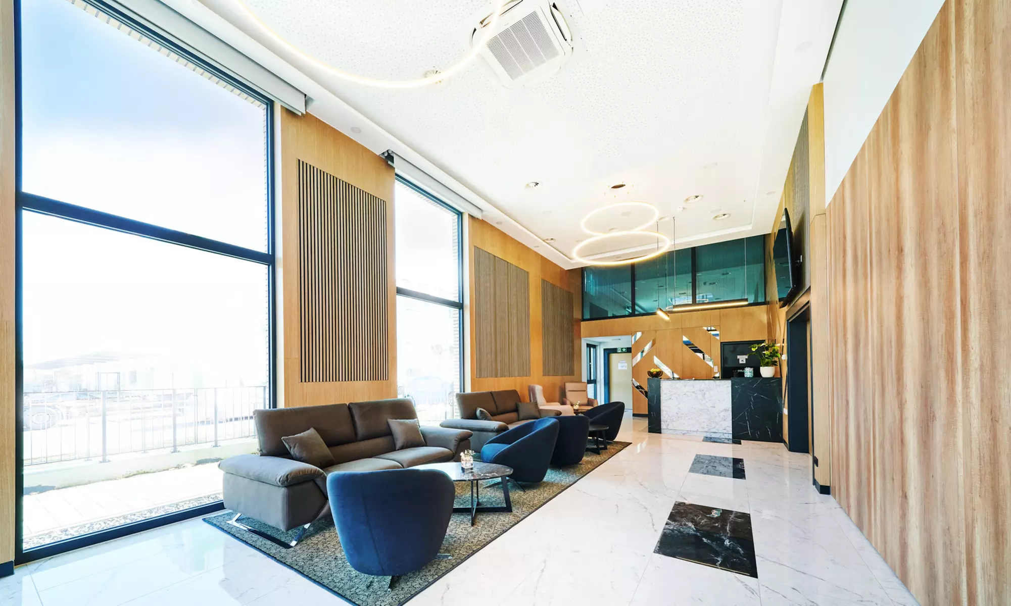 Mainz: 4* WENS Hotel inkl. Tageskarte Bade- & Saunawelt Rheinwelle