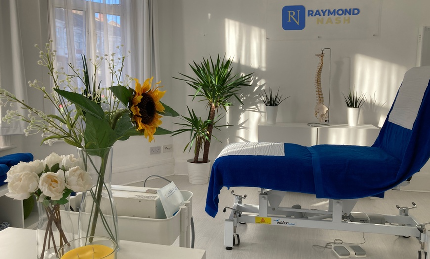 Image 12: Feel the Difference in Just 15 Minutes: Powerssage Massage