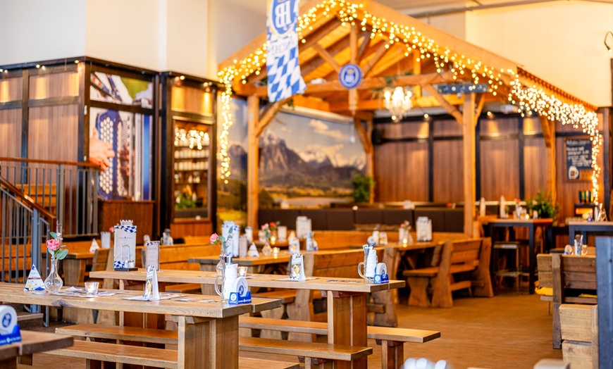 Image 2: Bayerischer Familienbrunch am Sonntag mit Buffet für 2 Personen