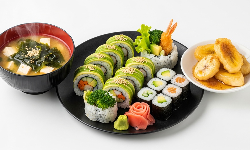Image 1: Exklusives Veganes 3-Gänge Sushi-Menü für 1-4 Personen