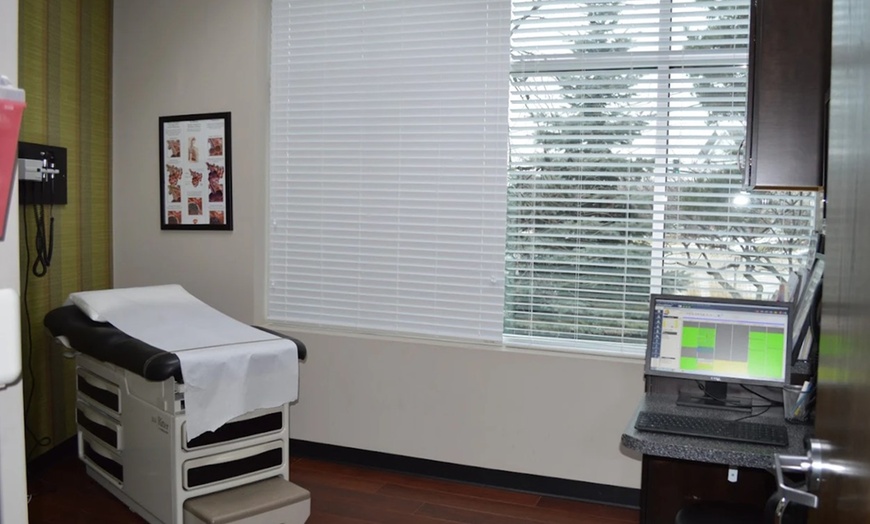 Image 2: Get Your Energy Back with 8 or 16 B-12 Injections