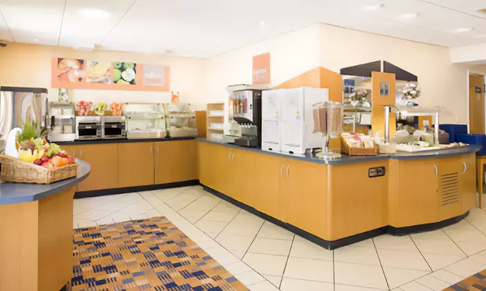 Kent: 1 or 2 Nights with Breakfast, Welcome Drink