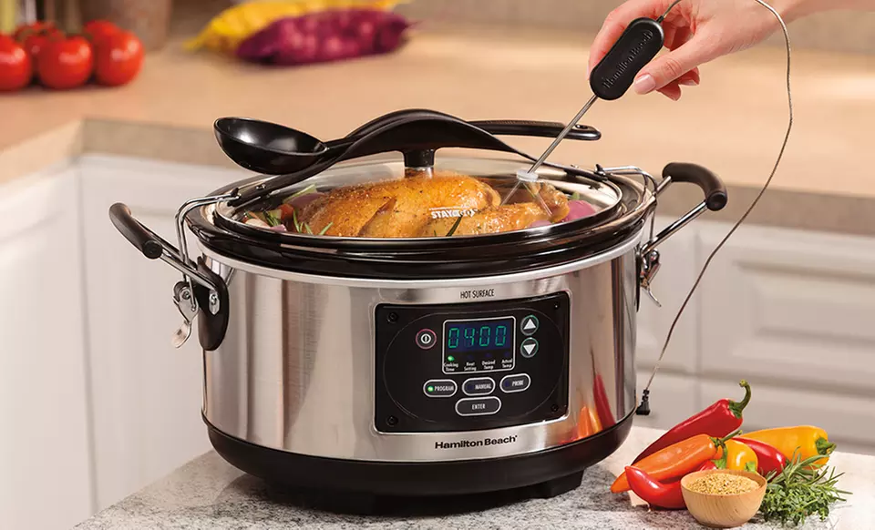 Set N' Forget 6-Quart Programmable Slow Cooker - Primary Image