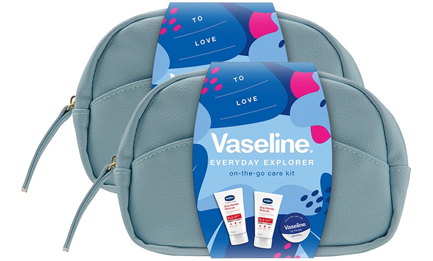 Image 5: Vaseline Everyday Explorer Hand Cream and Lip Balm Gift Set for Her