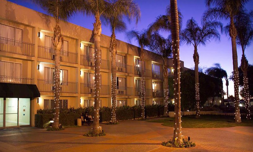 Airtel Plaza Hotel & Conference Center in - Van Nuys, CA | Groupon Getaways