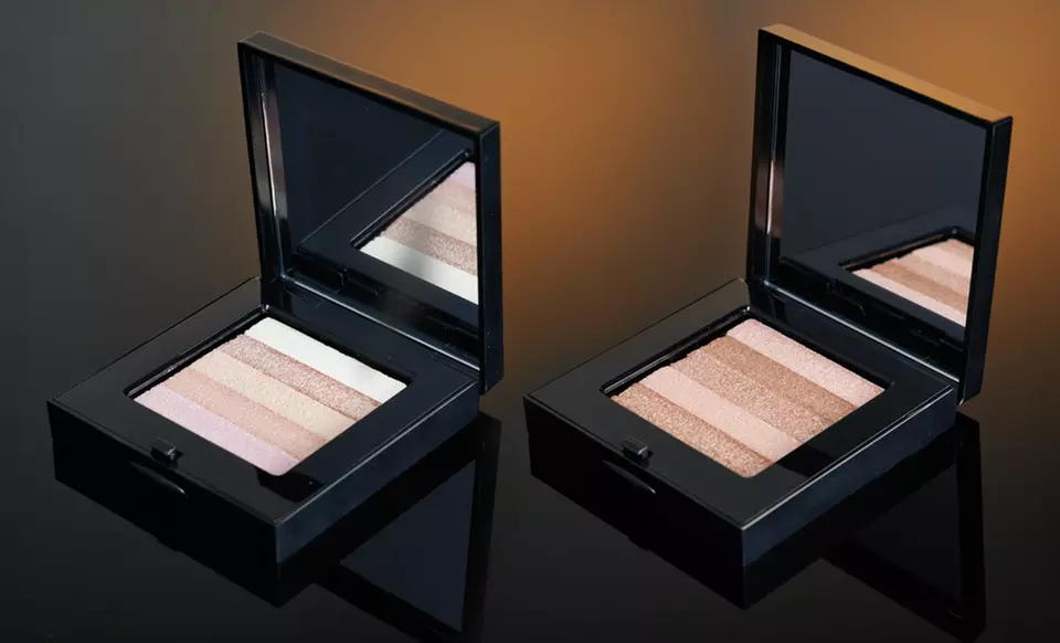 $36.99 for a Bobbi Brown Shimmer Brick Highlighter in Pink Oyster or Pink Quartz ($42 List Price). Free Shipping. - Second Medium