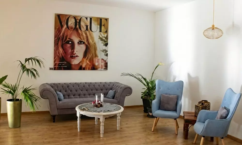 Meeting room o business lounge durante todo un día con aperitivos