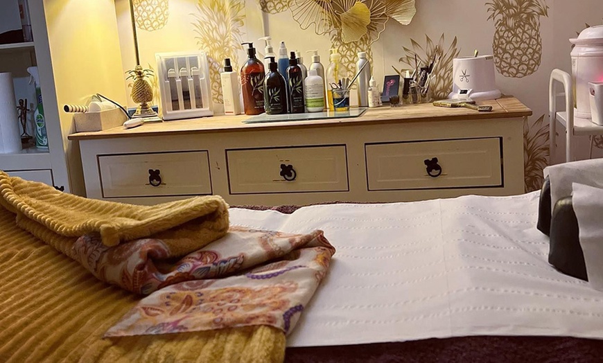 Image 9: One or Three 60-Minute Korean Facial with Skin Analyzer Sessions