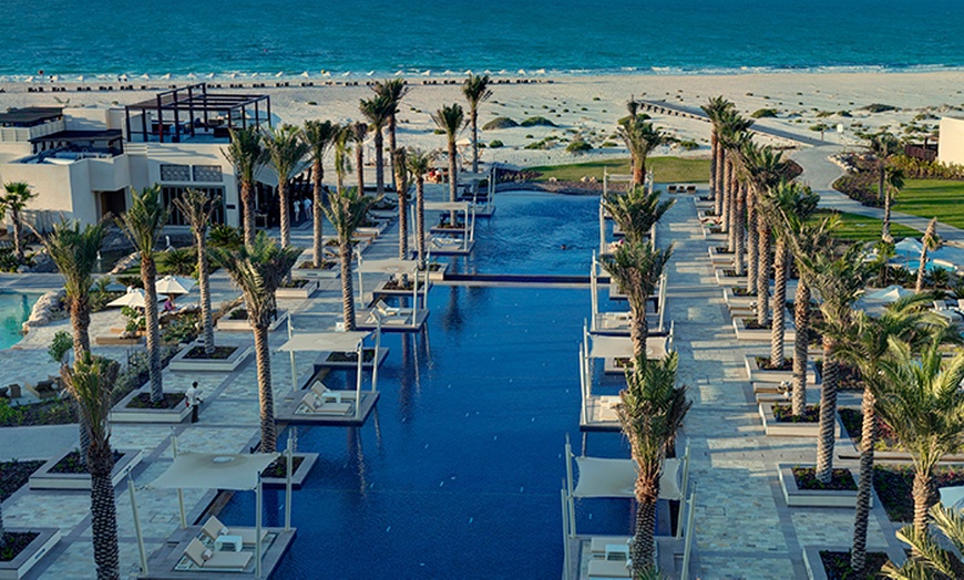 Image 3: Brunch with Pool access at Park Hyatt Saadiyat