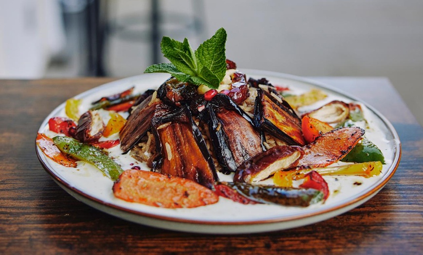 Image 2: 2 Falafel-Wraps To-Go