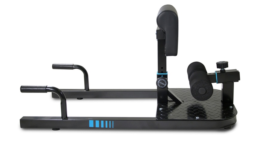 Image 23: Equipements de fitness Sparraw : machine squats, banc, vélo, rameur